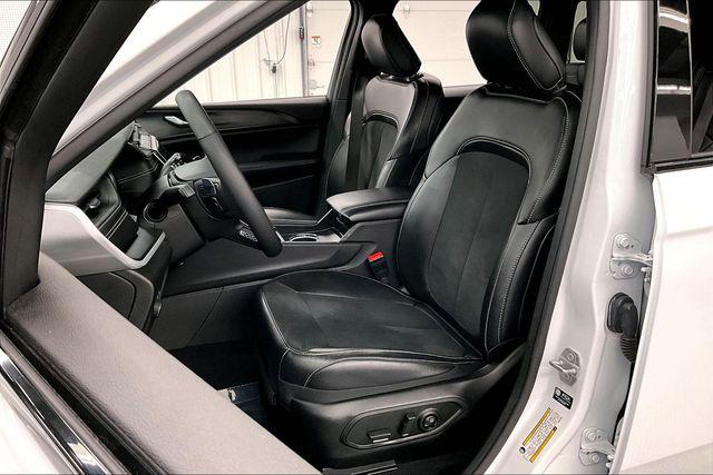 2025 Jeep Grand Cherokee Altitude 4x4