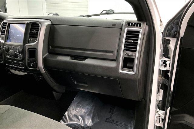 2022 Ram 1500 Classic Warlock Quad Cab 4x4 6'4" Box