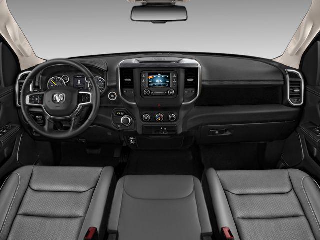 2023 Ram 1500 Big Horn Crew Cab 4x4 5'7" Box