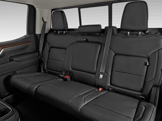 2025 GMC Sierra 1500 4WD Crew Cab Short Box Elevation with 3VL