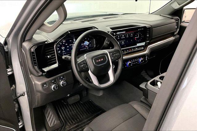 2025 GMC Sierra 1500 4WD Crew Cab Short Box Elevation with 3VL