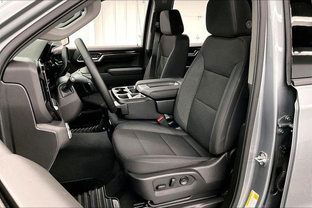2025 GMC Sierra 1500 4WD Crew Cab Short Box Elevation with 3VL