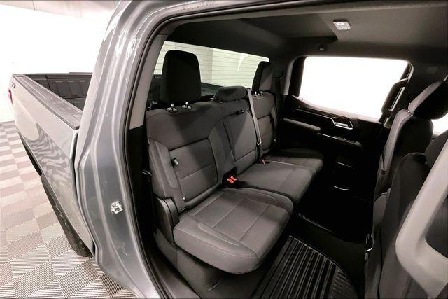 2025 GMC Sierra 1500 4WD Crew Cab Short Box Elevation with 3VL