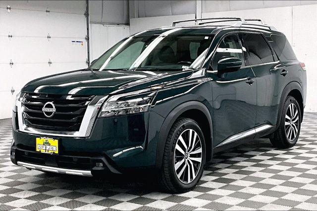 2023 Nissan Pathfinder Platinum 4WD