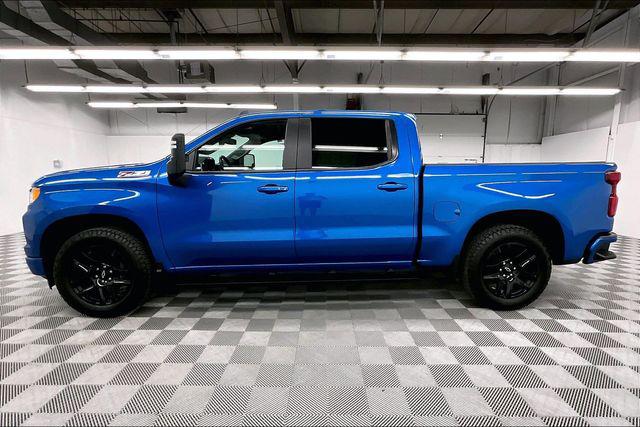 2022 Chevrolet Silverado 1500 4WD Crew Cab Short Bed RST