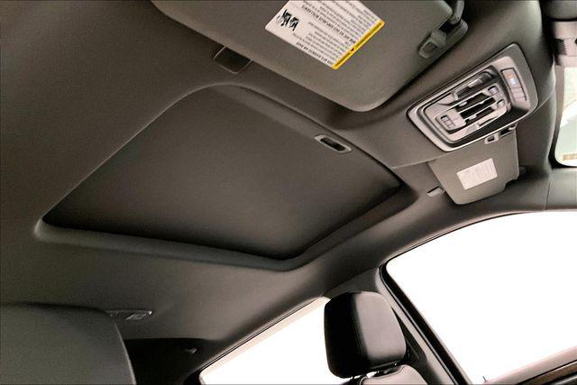 2022 Chevrolet Silverado 1500 4WD Crew Cab Short Bed RST