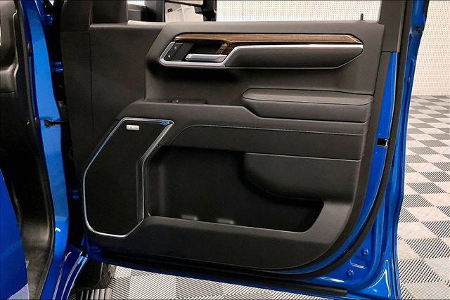 2022 Chevrolet Silverado 1500 4WD Crew Cab Short Bed RST