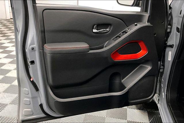 2024 Nissan Frontier Crew Cab PRO-4X 4x4
