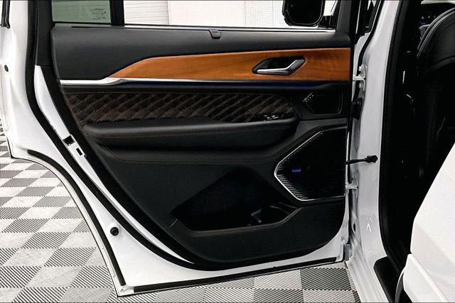 2023 Jeep Grand Cherokee L Summit Reserve 4x4