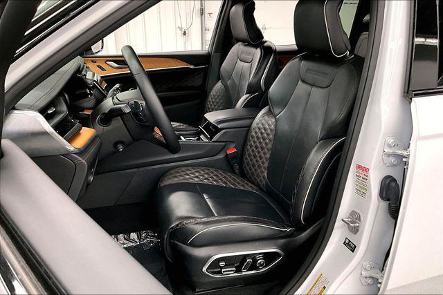 2023 Jeep Grand Cherokee L Summit Reserve 4x4