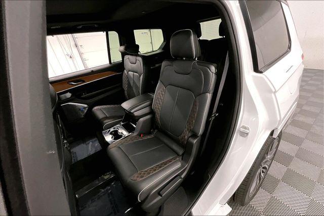 2023 Jeep Grand Cherokee L Summit Reserve 4x4