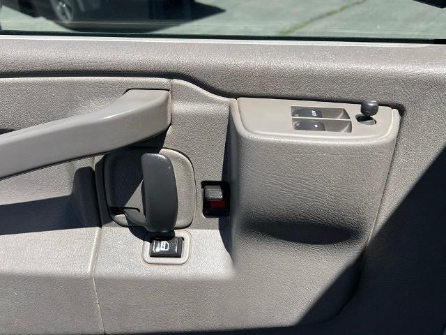 2020 Chevrolet Express Passenger RWD 3500 Extended Wheelbase LT