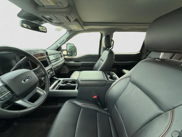 2025 Ford F-450 LARIAT