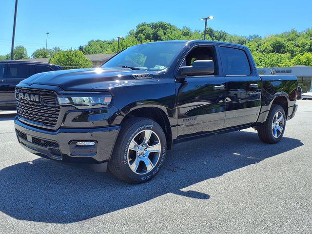 2026 Ram 1500 Express Crew Cab 4x4 5'7" Box