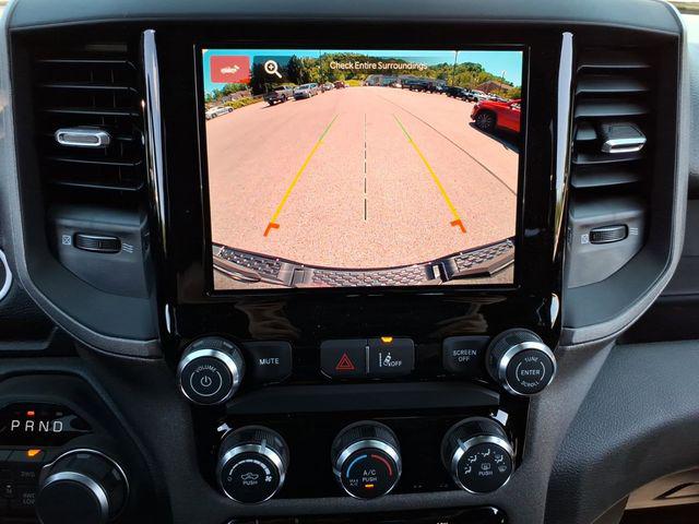 2026 Ram 1500 Express Crew Cab 4x4 5'7" Box