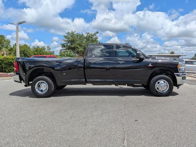 2024 Ram 3500 Tradesman Crew Cab 4x4 8' Box