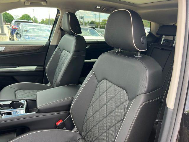 2026 Volkswagen Atlas SEL Premium R-Line