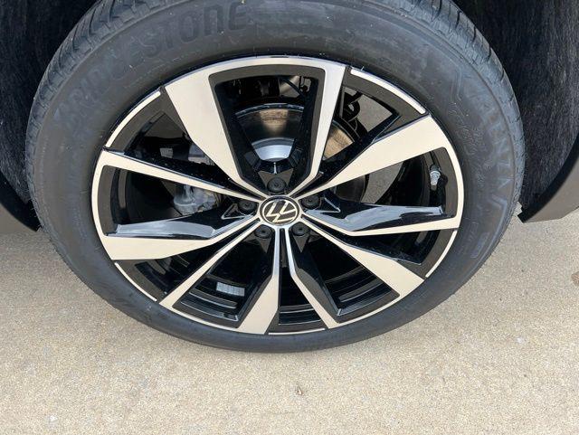 2026 Volkswagen Atlas SEL Premium R-Line
