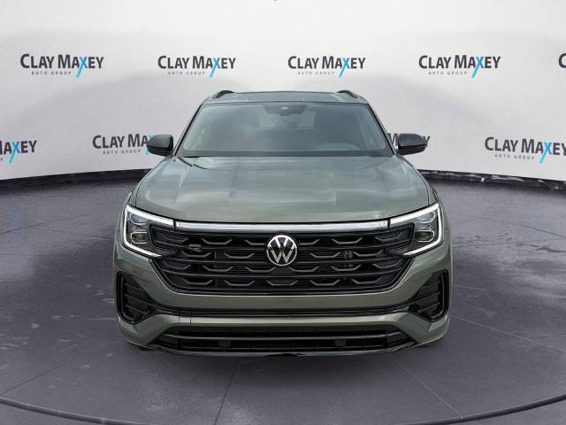 2026 Volkswagen Atlas Cross Sport SEL R-Line Black