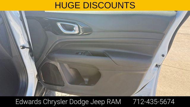2026 Jeep Compass Limited Altitude