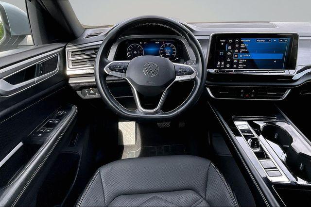 2024 Volkswagen Atlas Cross Sport 2.0T SE w/Technology