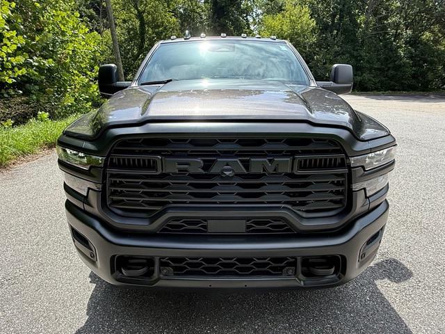 2026 Ram 3500 Tradesman Crew Cab 4x4 8 Box