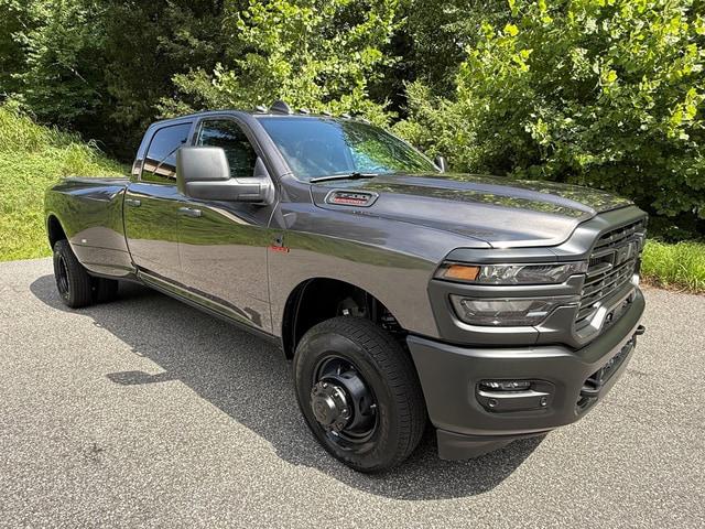 2026 Ram 3500 Tradesman Crew Cab 4x4 8 Box