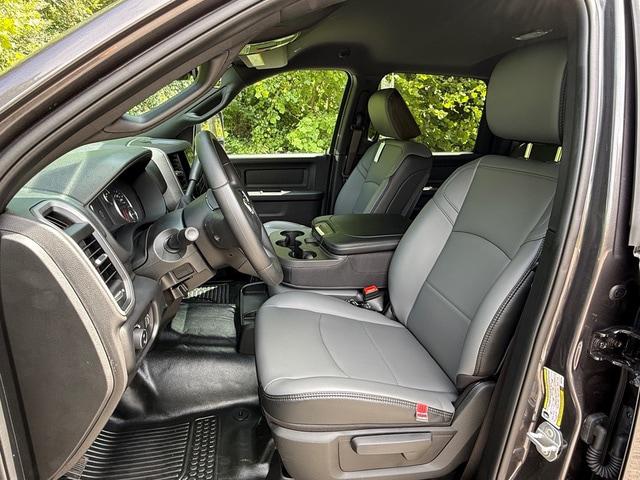 2026 Ram 3500 Tradesman Crew Cab 4x4 8 Box