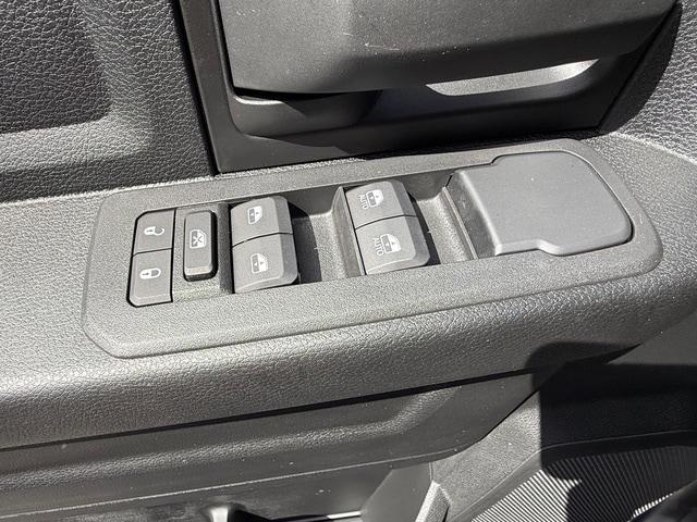 2026 Ram 3500 Tradesman Crew Cab 4x4 8 Box