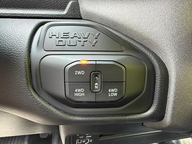 2026 Ram 3500 Tradesman Crew Cab 4x4 8 Box