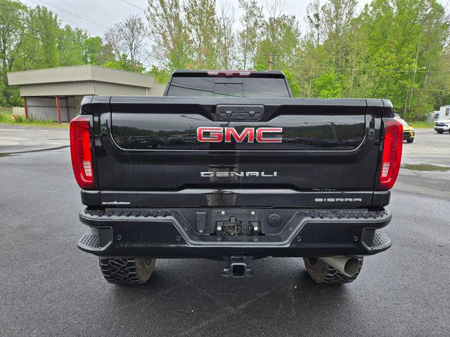 2023 GMC Sierra 2500HD 4WD Crew Cab Standard Bed Denali