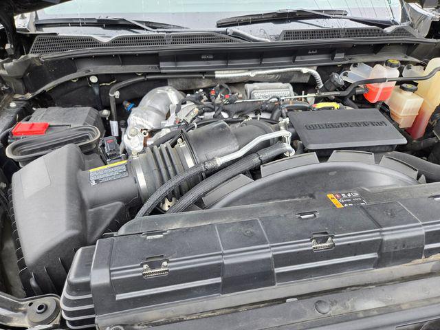 2023 GMC Sierra 2500HD 4WD Crew Cab Standard Bed Denali