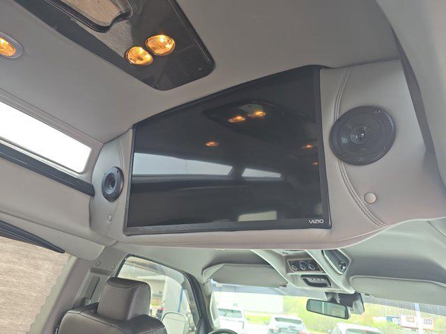 2021 Chevrolet Express Passenger RWD 2500 Regular Wheelbase LS