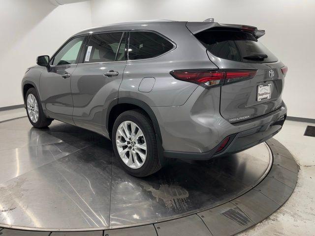 2025 Toyota Highlander Limited