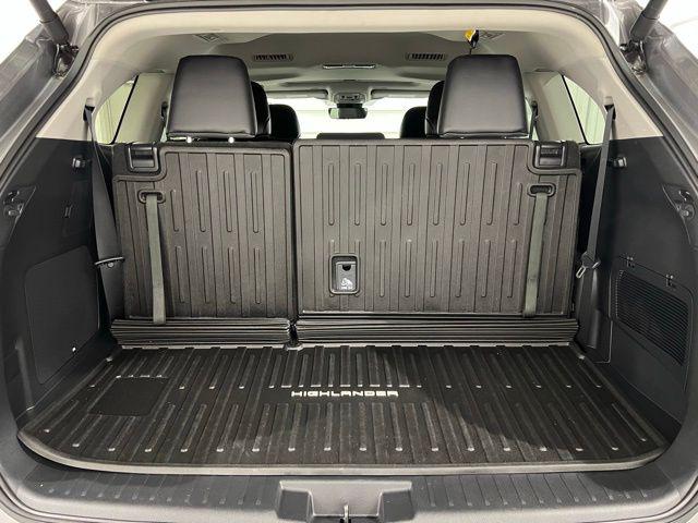 2025 Toyota Highlander Limited