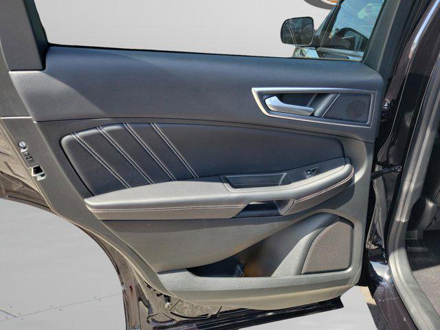 2022 Ford Edge ST
