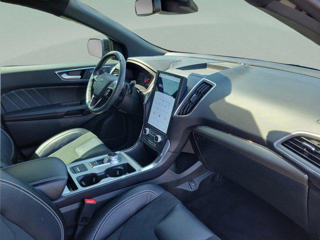 2022 Ford Edge ST