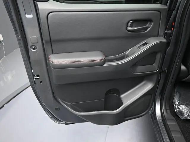 2026 Nissan Frontier Crew Cab PRO-X 4x2