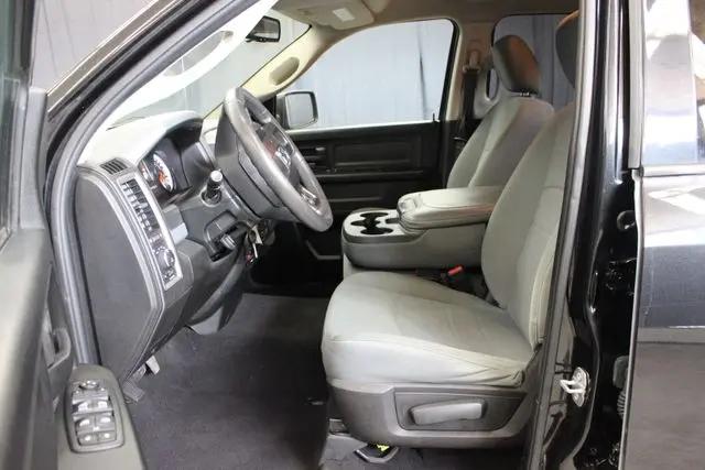 2019 Ram 1500 Classic Express Quad Cab 4x4 64 Box