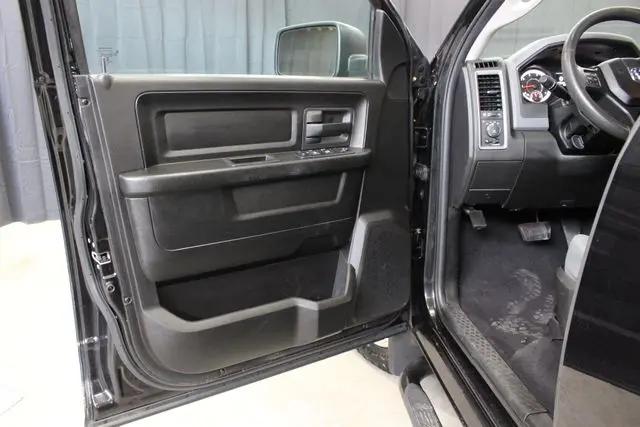2019 Ram 1500 Classic Express Quad Cab 4x4 64 Box