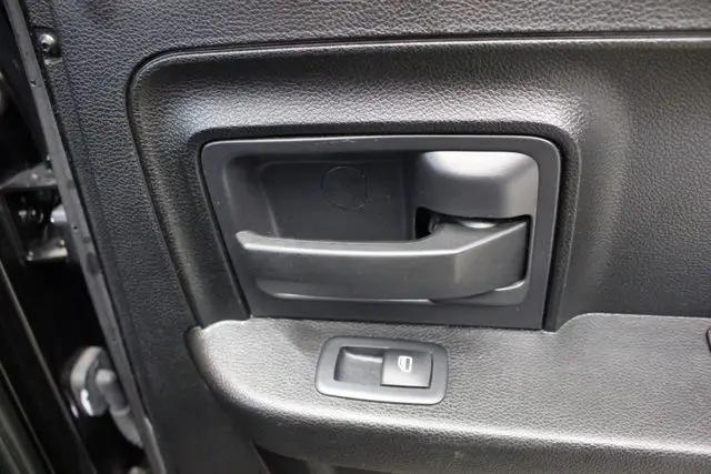 2019 Ram 1500 Classic Express Quad Cab 4x4 64 Box