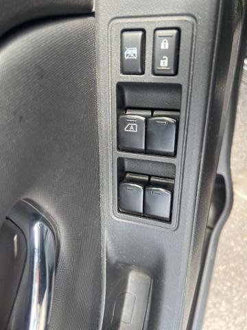2023 Nissan Frontier Crew Cab SV 4x2