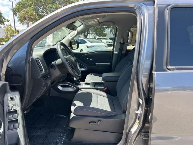 2023 Nissan Frontier Crew Cab SV 4x2