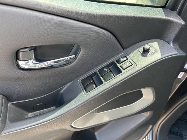2023 Nissan Frontier Crew Cab SV 4x2