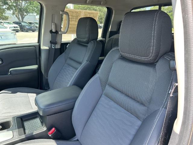 2023 Nissan Frontier Crew Cab SV 4x2