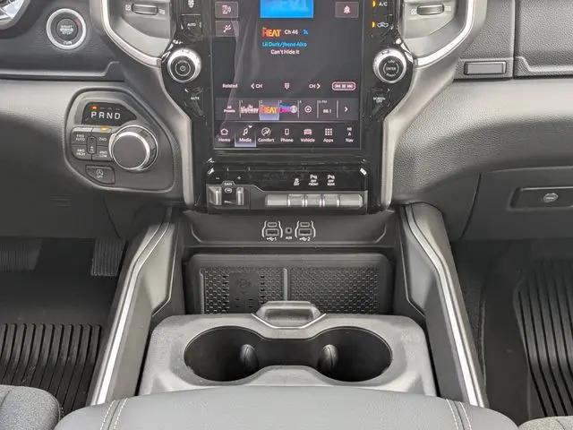 2026 Ram 1500 Big Horn Crew Cab 4x4 64 Box