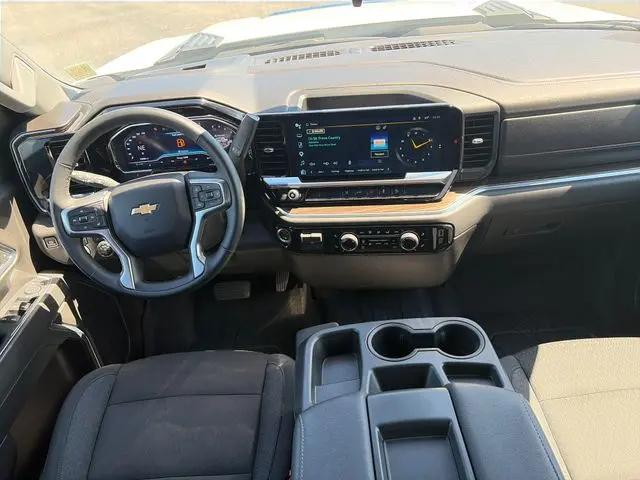 2024 Chevrolet Silverado 2500HD 4WD Crew Cab Standard Bed LT
