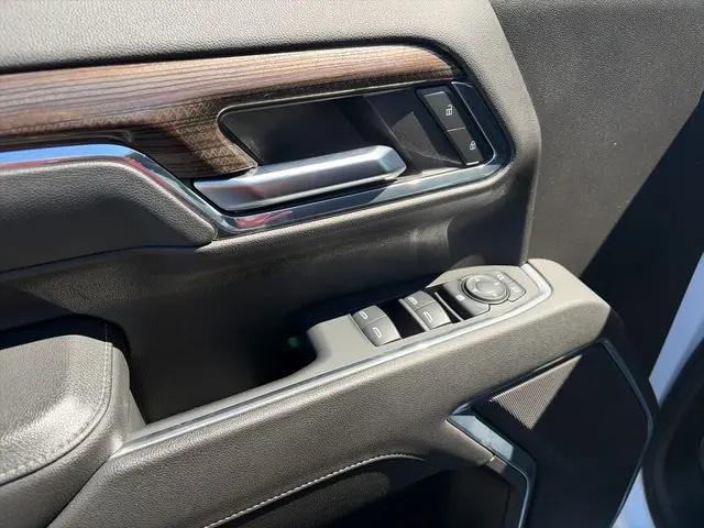 2024 Chevrolet Silverado 2500HD 4WD Crew Cab Standard Bed LT