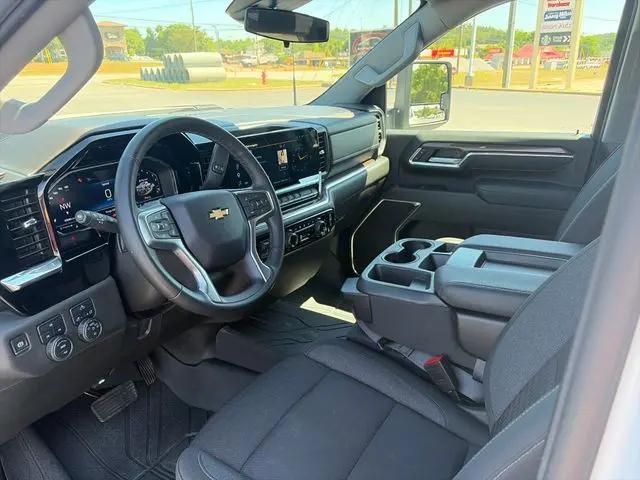 2024 Chevrolet Silverado 2500HD 4WD Crew Cab Standard Bed LT