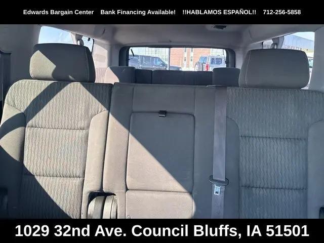 2017 Chevrolet Suburban LS